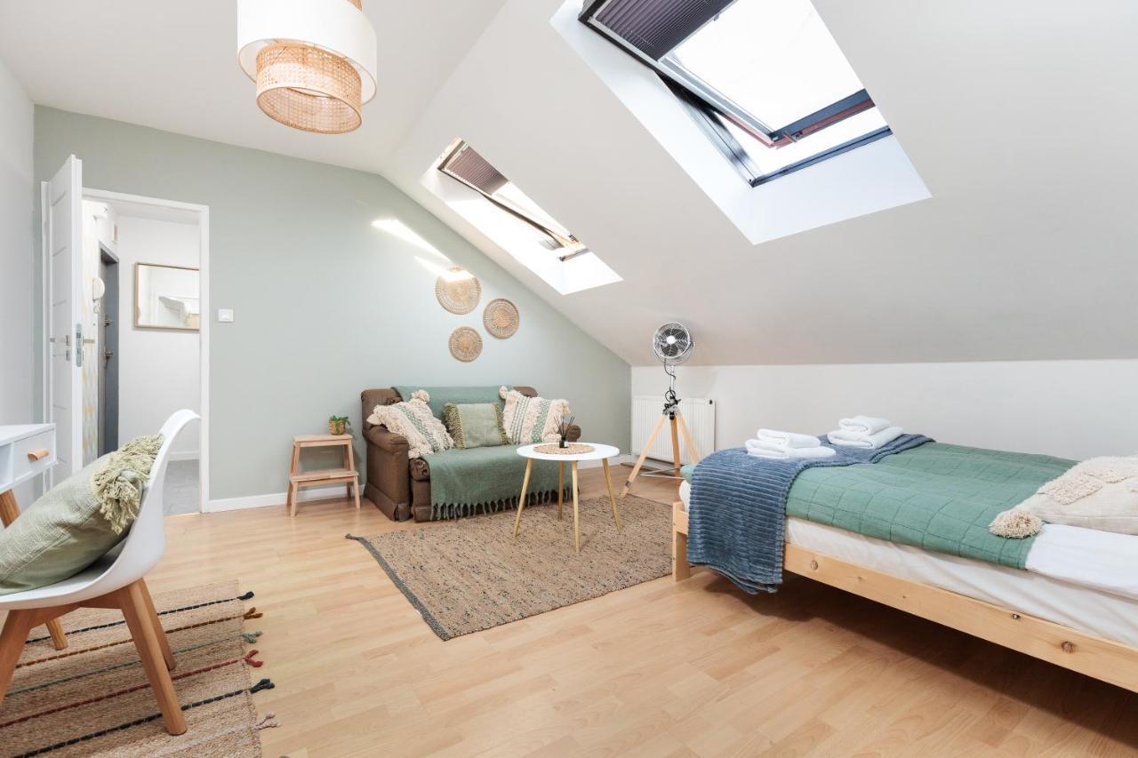 Pastel Grove Suite - By Upstairs Krakow Exterior photo